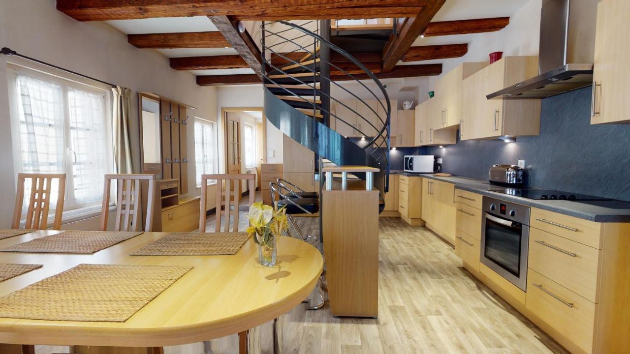 Aux Bijoux De Colmar - 1 Parking Gratuit Apartment ภายนอก รูปภาพ